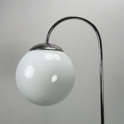 20er_Jahre_bauhaus_art_deco_stahlrohr_lampentisch_5