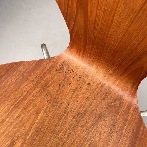3_3107_teak_stühle_arne_jacobsen_fritz_hansen_13