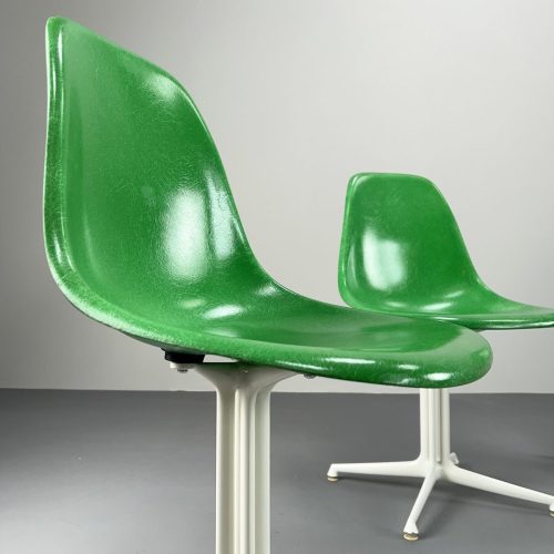 4er_set_eames_sidechairs_fiberglas_kelly_cadmium_green_la_fonda_7