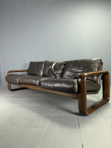 Hombre-Sofa