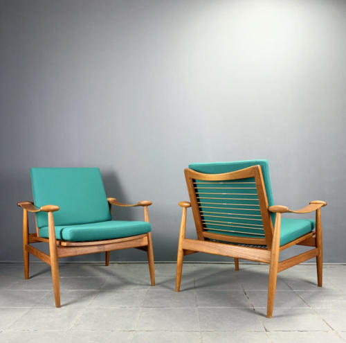 Spade Chairs