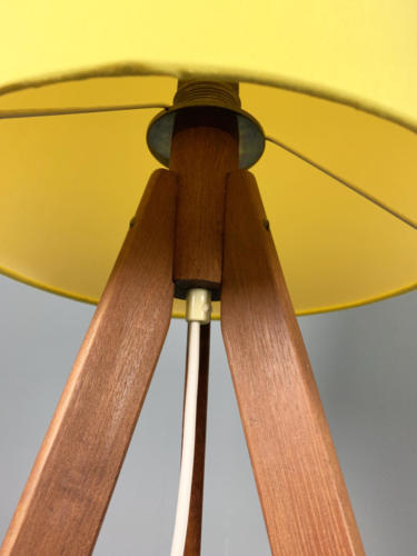 Tripod-Leuchte