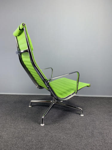 Eames EA124 & EA125