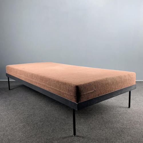 Daybed Hans Gugelot 