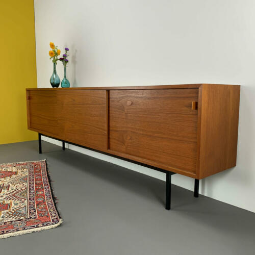 XXL Teak-Sideboard