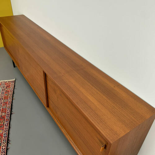 XXL Teak-Sideboard