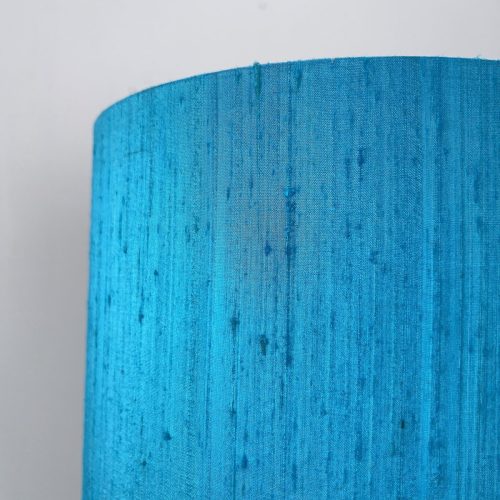 blaue_stehleuchte_bay_keramik_seidenschirm_11