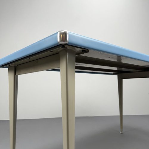blauer_metalltisch_schreibtisch_50s_8
