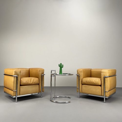 casina_lc2_sessel_le_corbusier_cognacfarben_13