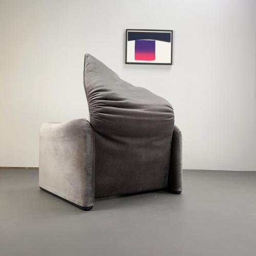 cassina_maralunga_grau_sessel_5