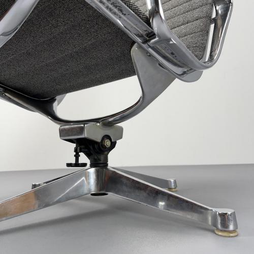 eames_ea124_vitra_alu_chair_altes_gestell_grau_4