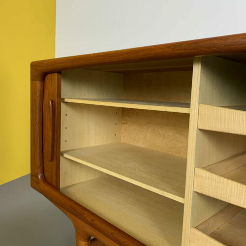 falster_sideboard_10