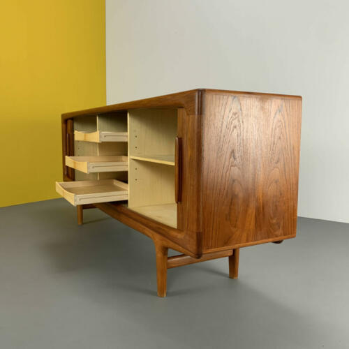 falster_sideboard_7