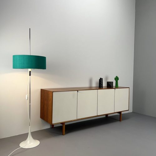 florence_knoll_international_sideboard_mod_119_2