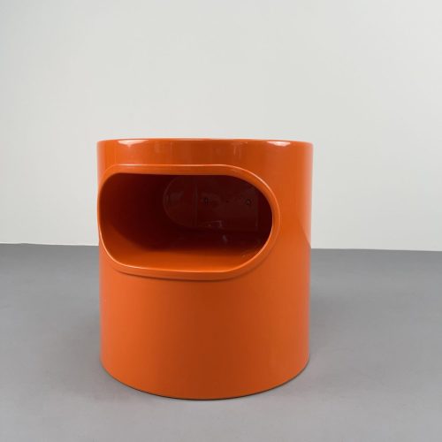 giano_emma_gismondi_schweinberger_artemide_beistelltisch_orange_70s_2