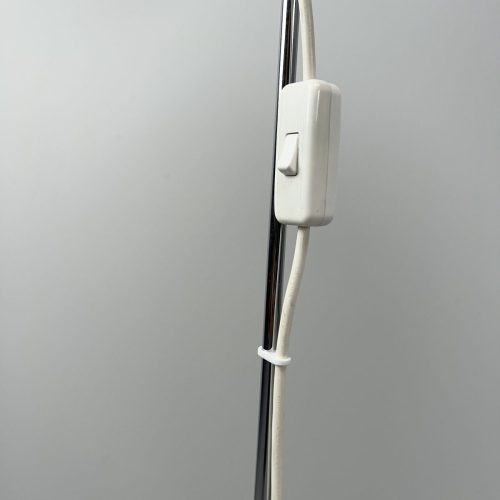 grüne_stehleuchte_tulpenfuß_ruser_kuntner_hans_jörg_walter_10