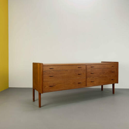 hans_wegner_sideboard_10