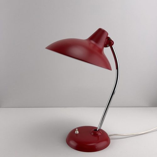 kaiser_idell_6786_himbeerrot_2