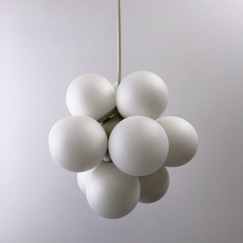 kaiser_sputnik_deckenleuchte_weiß_opalglas_2