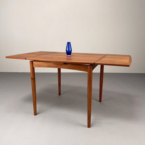 kleiner_60s_teak_esstisch_quadratisch_ausziehbar_6