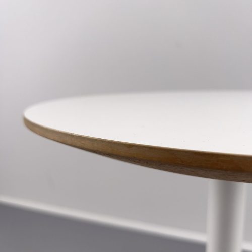 kleiner_george_nelson_beistelltisch_vitra_5
