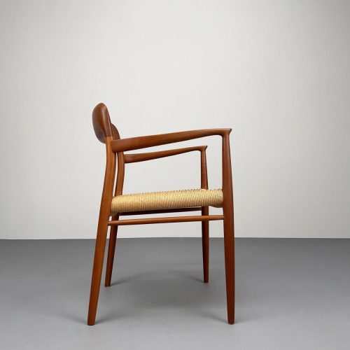 niels_otto_moller_armchair_teak_papercord_6