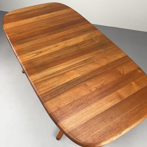 ovaler_70s_esstisch_dyrlund_teak_12