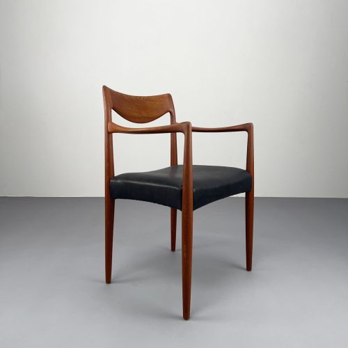 rastadt_relling_armchair_teak_black_leather_1