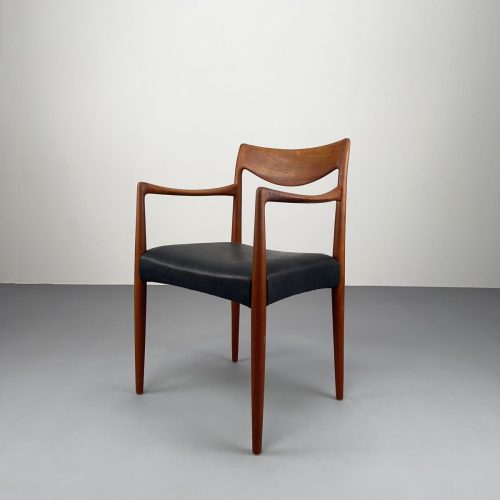 rastadt_relling_armchair_teak_black_leather_3