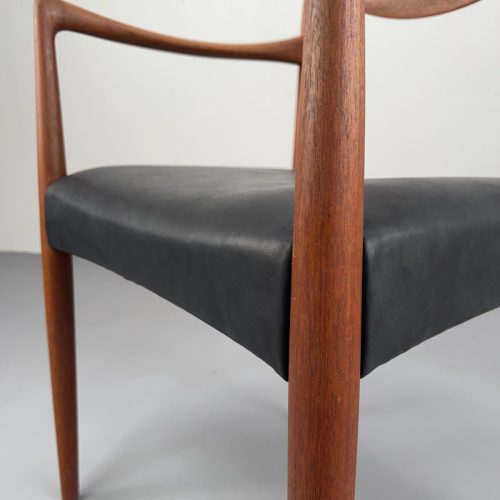 rastadt_relling_armchair_teak_black_leather_6