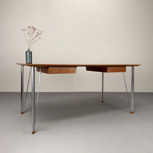 schreibtisch_fh3605_arne_jacobsen_fritz_hansen_1966_1