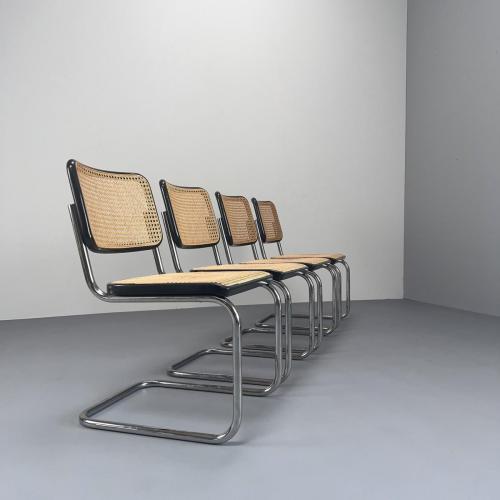 thonet_s32_marcel_breuer_schwarz_gebrauchsspuren_4erset_1