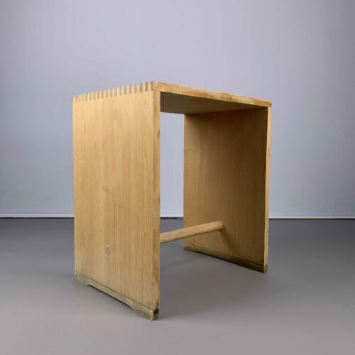 ulmer_hocker_3