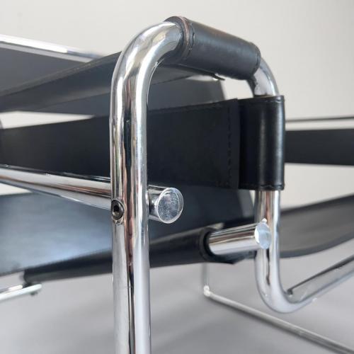 wassily_chair_knoll_international_marcel_breuer_schwarz_7