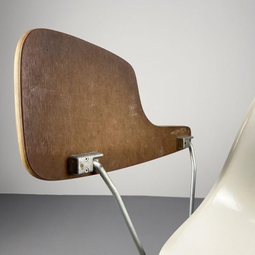 weißer_sidechair_eames_dss_ta_herman_miller_11